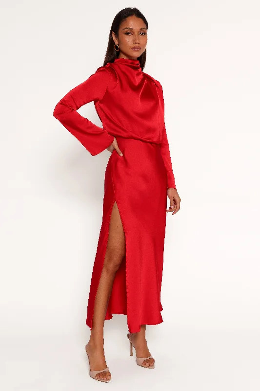 Kristyn Long Sleeve Midi Dress - Red Elegant Floral Appliqué Midi Dress