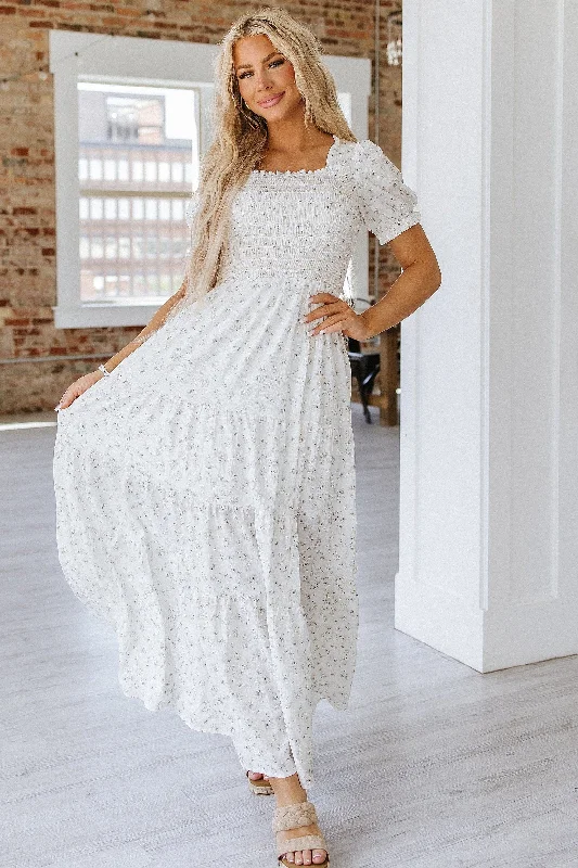 Mack Shirred Maxi Dress |S-XL Chic Off-Shoulder Maxi Dress