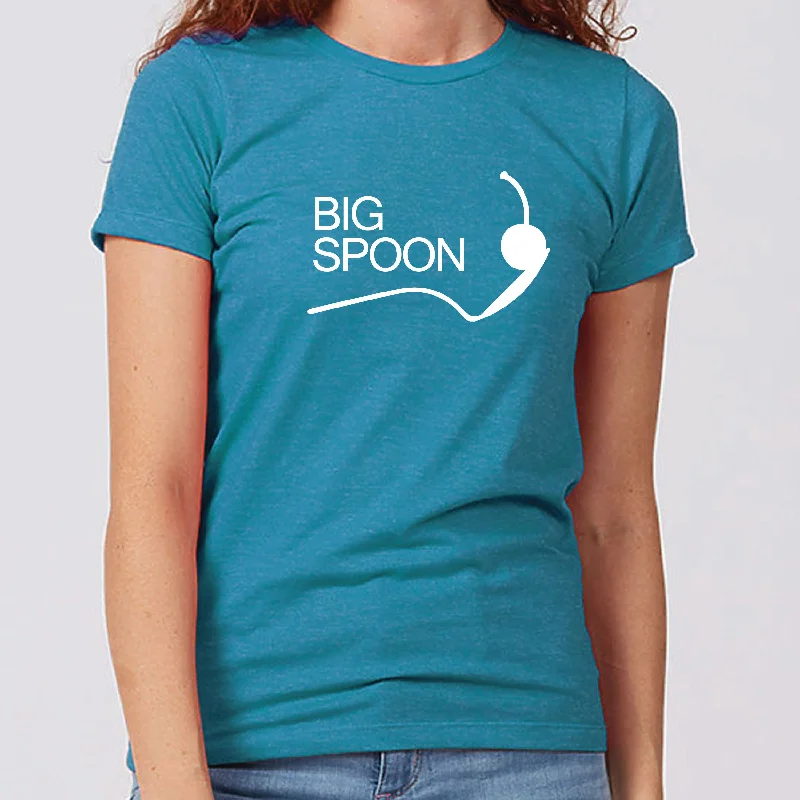 Big Spoon and Cherry Minnesota Women's Slim Fit T-Shirt Elegant Classic Vintage