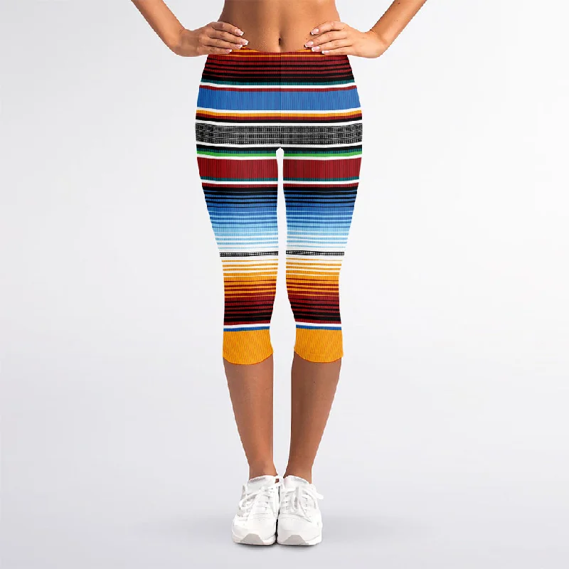 Tribal Serape Blanket Pattern Print Women's Capri Leggings Fashionable Fitted Workout Leggings