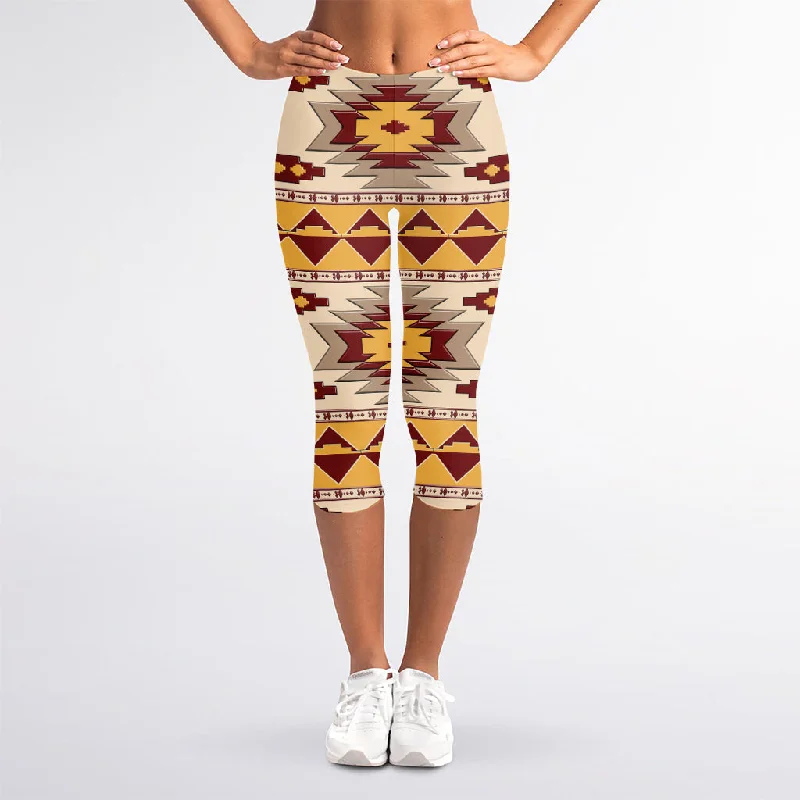 Tribal Southwestern Navajo Pattern Print Women's Capri Leggings Elegant Animal Print Leggings