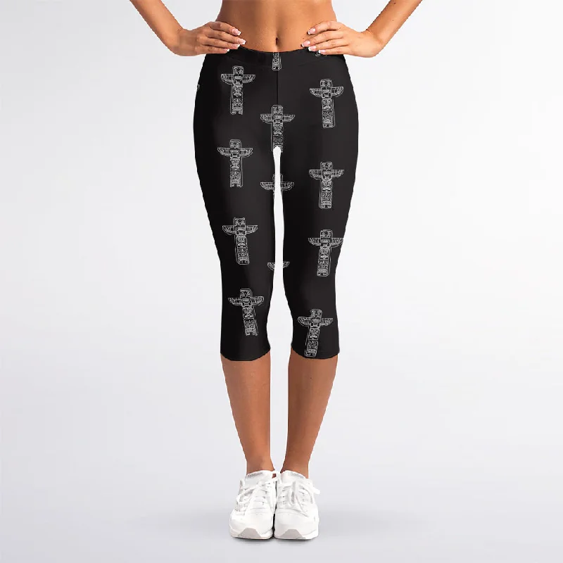 Tribal Totem Pattern Print Women's Capri Leggings Comfortable Classic Yoga Leggings