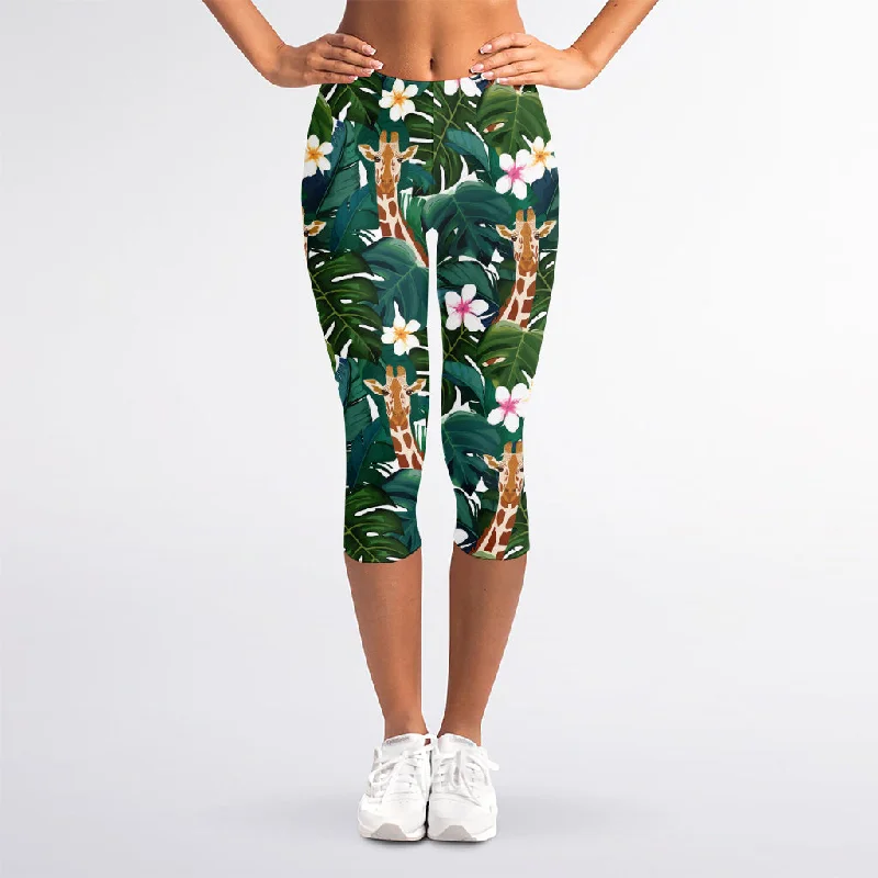 Tropical Giraffe Pattern Print Women's Capri Leggings Comfortable Plus Size Leggings