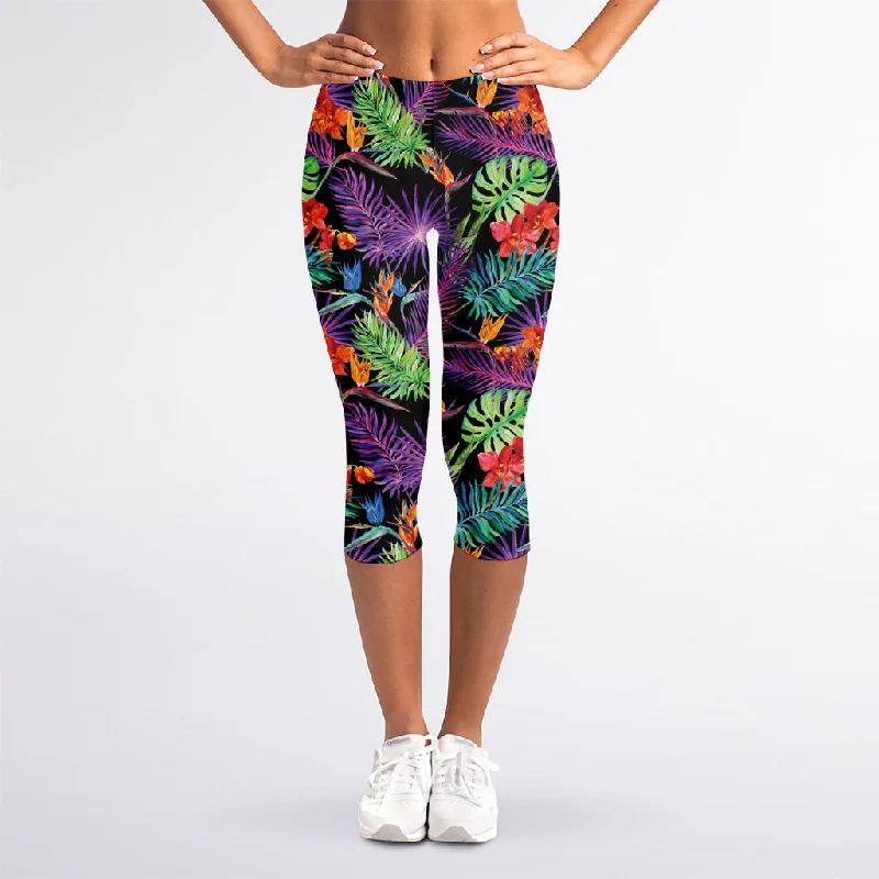 Tropical Hawaiian Jungle Print Women's Capri Leggings Comfortable Workout Fitness Leggings