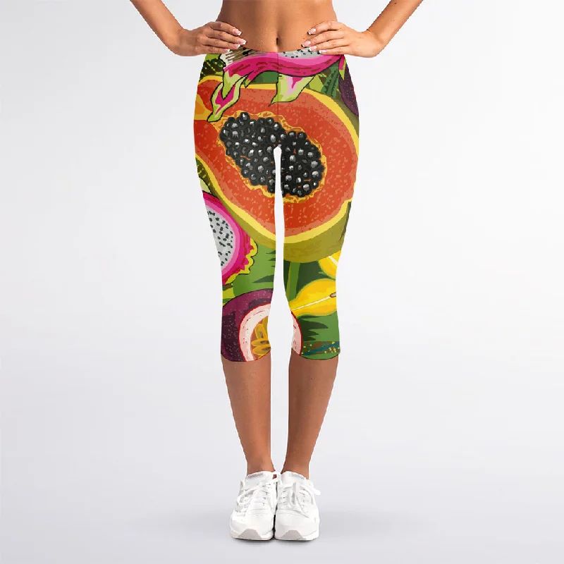 Tropical Jungle Fruits Pattern Print Women's Capri Leggings Comfortable Compression Leggings