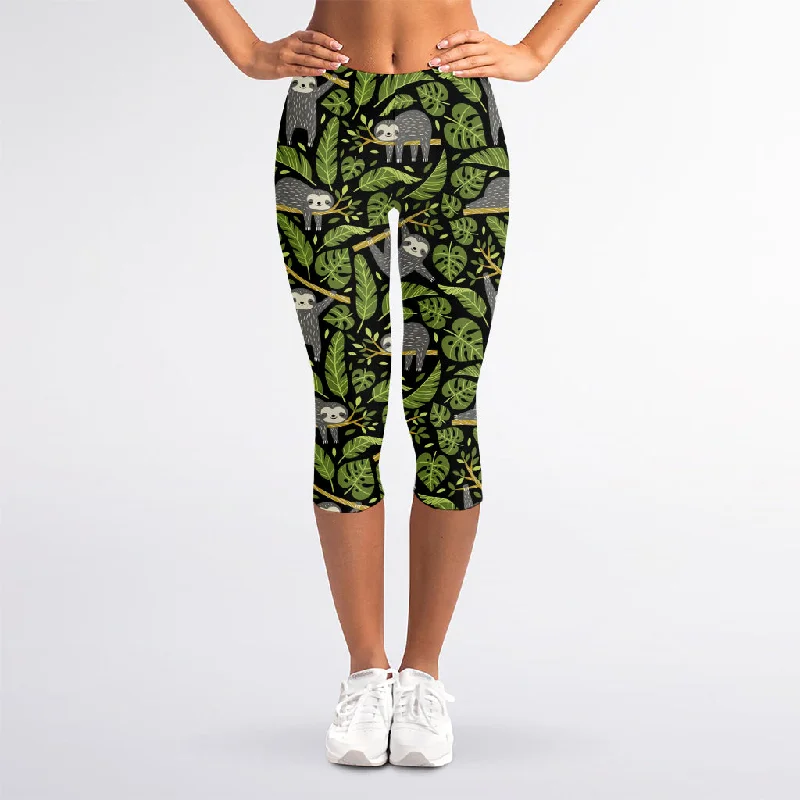 Tropical Sloth Pattern Print Women's Capri Leggings Cozy Yoga Compression Leggings