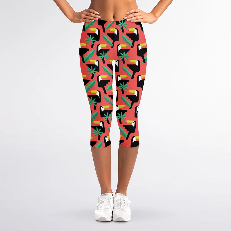 Tropical Toco Toucan Pattern Print Women's Capri Leggings Fashionable Sports Leggings