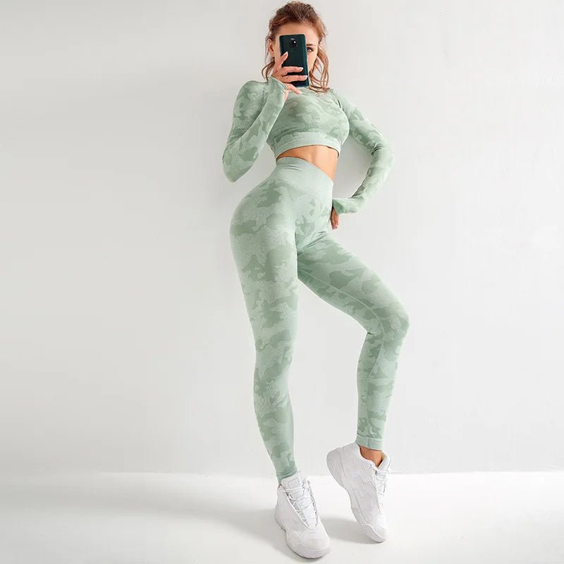 Women’s Camouflage Activewear Yoga Suit - 2 Pc Backless Long Sleeve Top & Seamless Leggings Set - Workout Clothes for Women Cozy Textured Workout Leggings