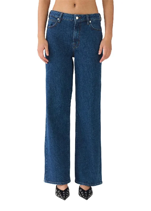 Mia Jeans Wash New York - Denim Blue Comfortable Mid-Rise Jeans