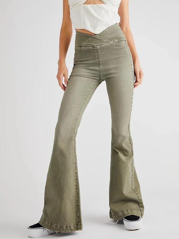 Asymmetric Waist Flare Jeans Comfortable Zip-Up Skinny Jeans