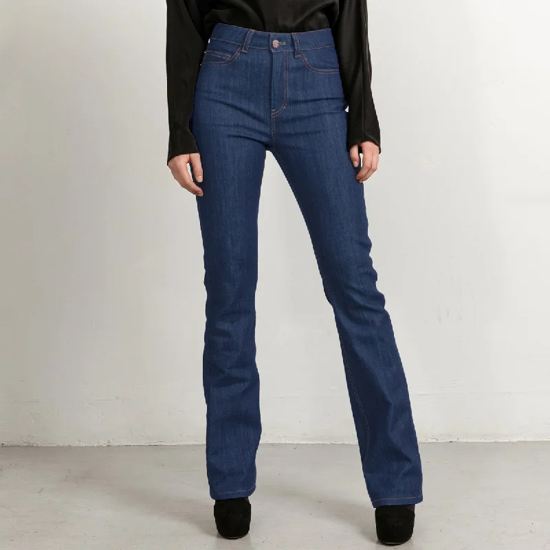 Long Flared Jeans In Mid Blue With Sand Stitch Elegant Bootcut Fit Jeans