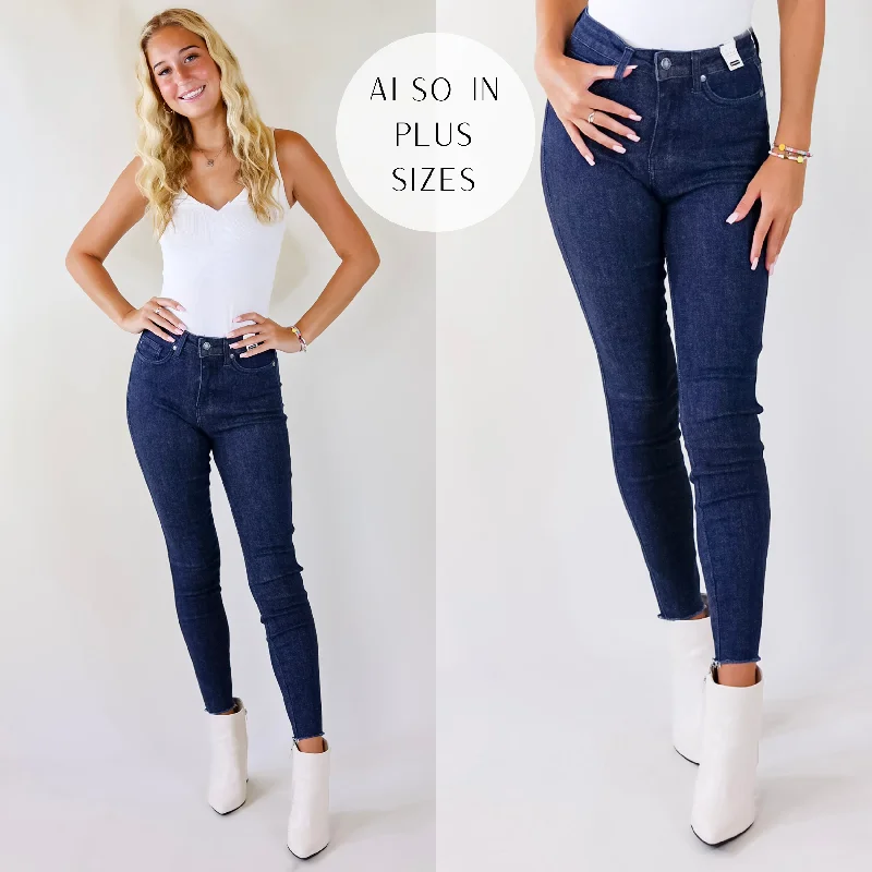 Last Chance Size 0 | Judy Blue | Can't Pass This Tummy Control Raw Hem Skinny Jeans in Medium Wash Classic Blue Denim Jeans